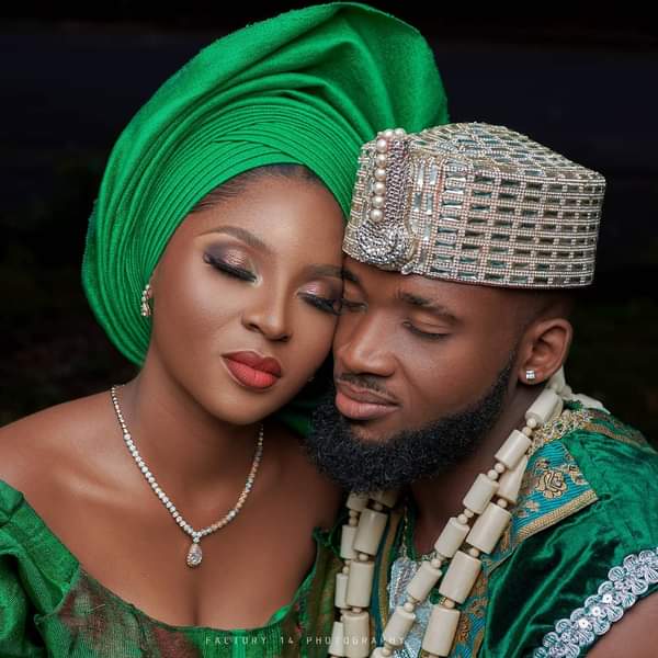 Latest and Dazzling Traditional Wedding Attire Styles in 2020/2021