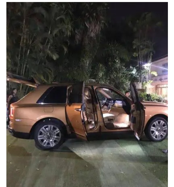 Photos of Billionaire Bolu Akin-Olugbade - His Cars and Mansions