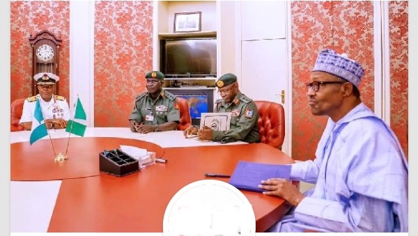 What Buhari Told the New Service Chiefs at a Closed-Door Meeting