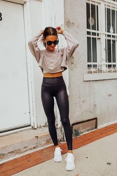 Leggings and Vuori joggers – Fitness Apparel Clothing